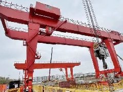 三思科技安全監(jiān)控系統(tǒng)助力中國最大地鐵門機！